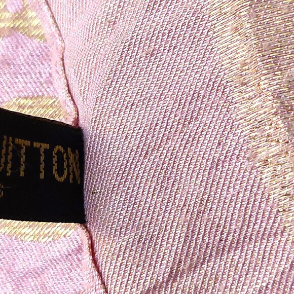 LOUIS VUITTON LV Light Pink & Gold Monogram Shawl Scarf Wrap - Picture 10 of 10